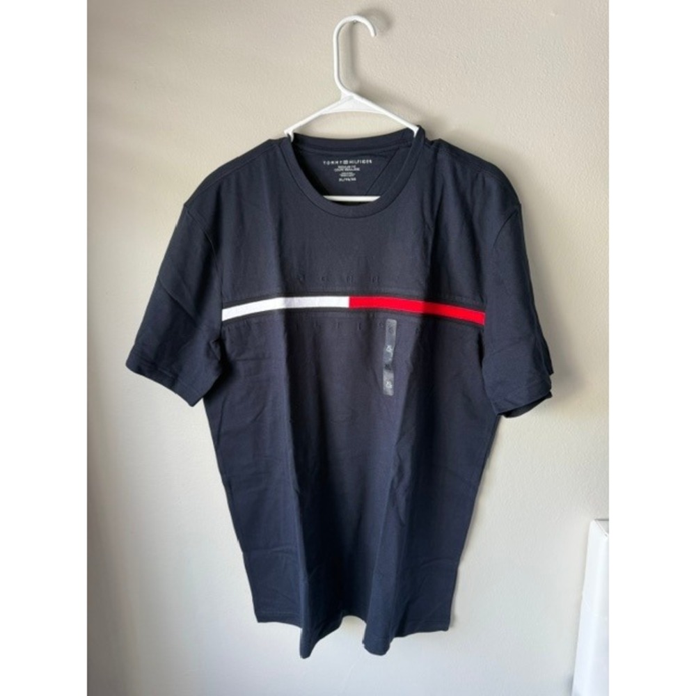 Tommy Hilfiger Mens XL Navy Blue Chest Stripe Logo T-Shirt Regular Fit NWT